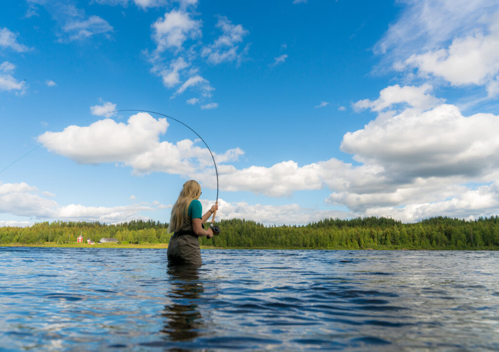 Naamisuvanto Fishing Resort – salmon fly fishing in Tornio river, Lapland
